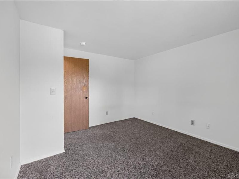 8377 Schoolgate Drive, Huber Heights, OH 45424 Photo 26