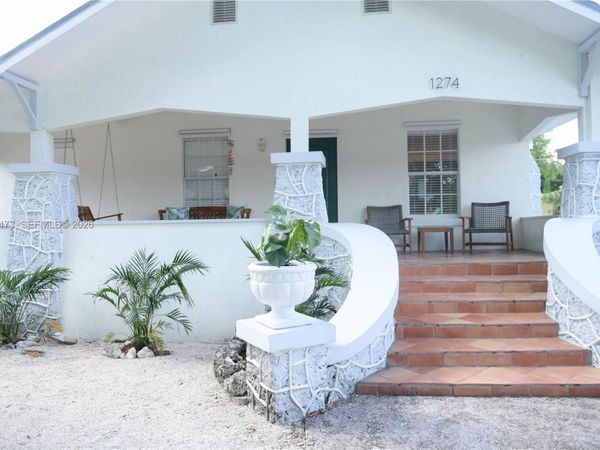 1274 SW 5th St , Miami, FL 33135