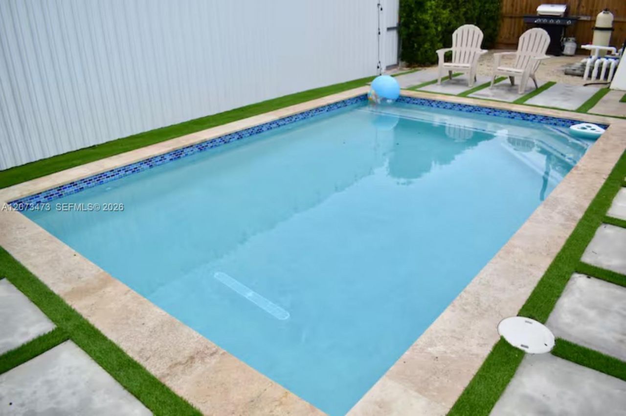 1274 SW 5th St , Miami, FL 33135 Photo