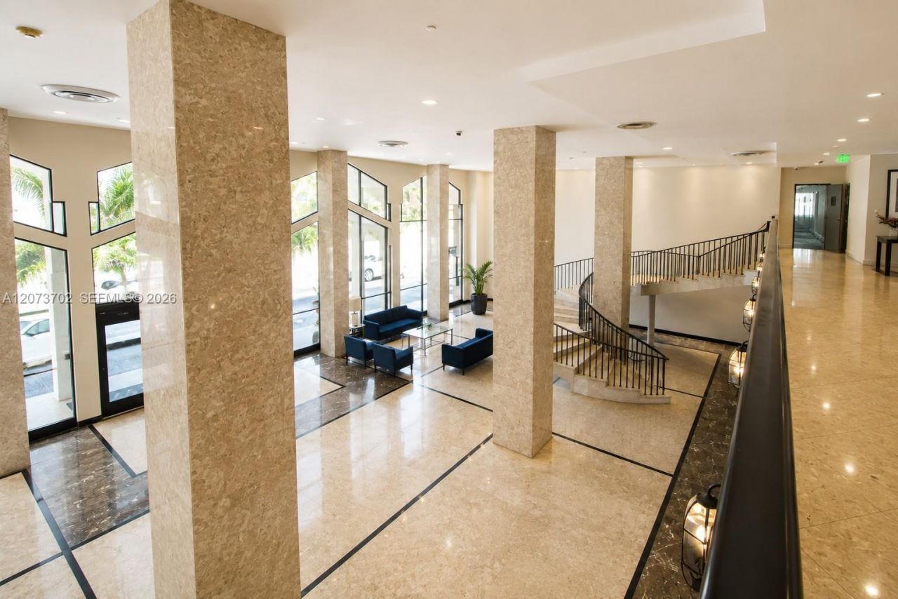 5601 Collins Ave, Unit 1009, Miami Beach, FL 33140 Photo