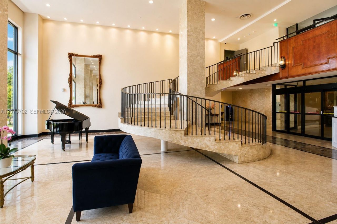 5601 Collins Ave, Unit 1009, Miami Beach, FL 33140 Photo