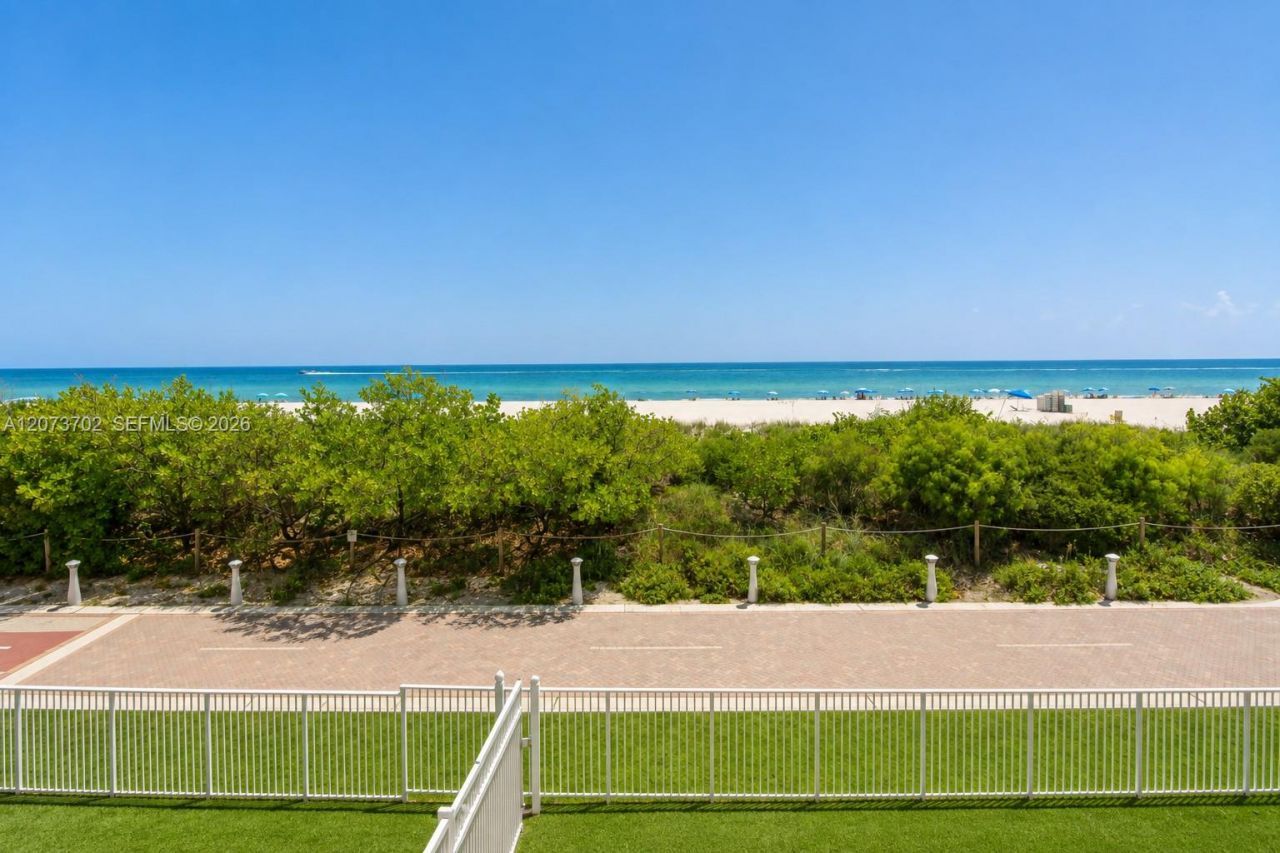 5601 Collins Ave, Unit 1009, Miami Beach, FL 33140 Photo