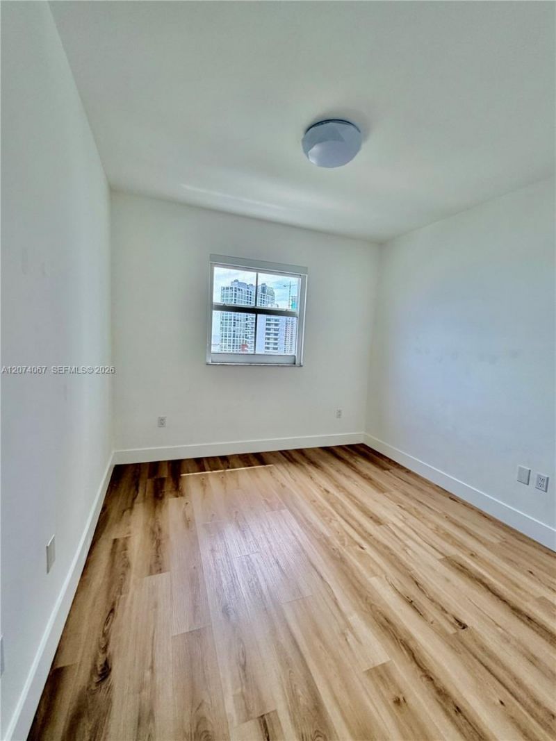 185 SE 14th Ter , Unit 2206, Miami, FL 33131 Photo
