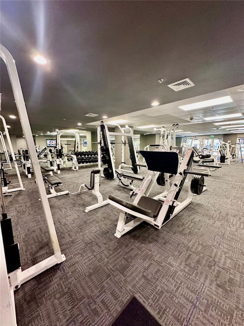 185 SE 14th Ter , Unit 2206, Miami, FL 33131 Photo