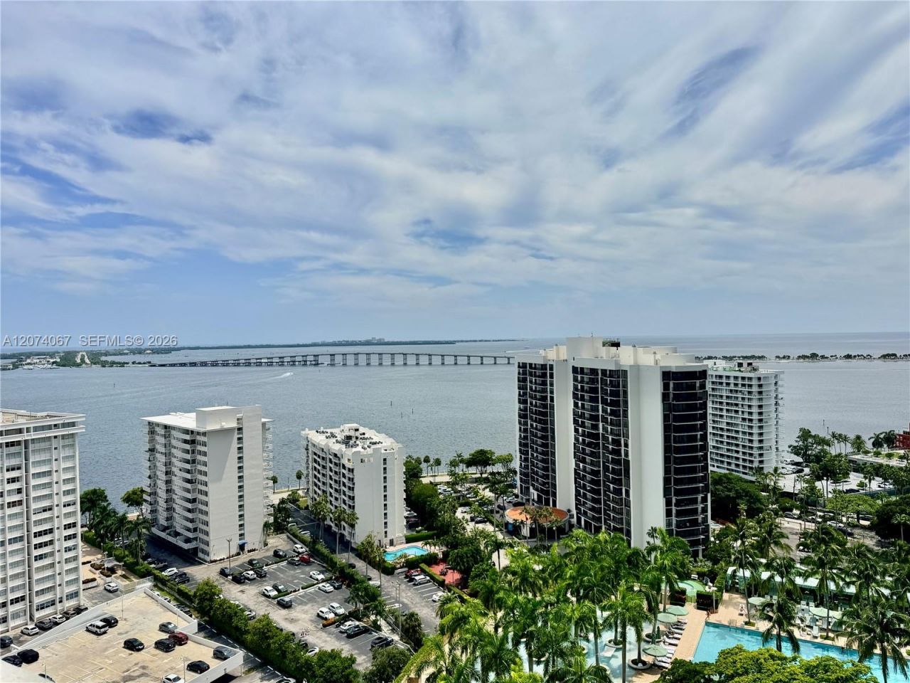 185 SE 14th Ter , Unit 2206, Miami, FL 33131 Photo