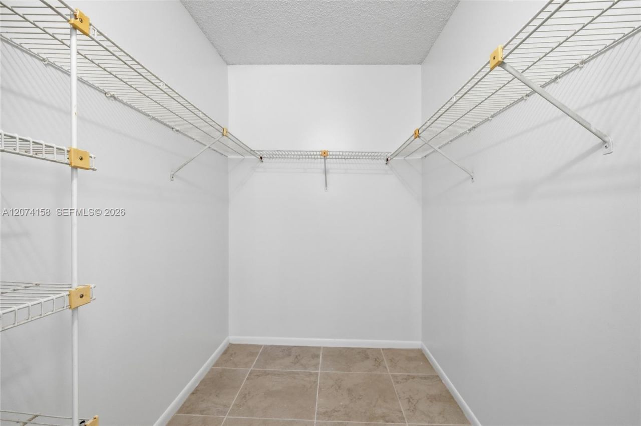 6040 Shakerwood Cir , Unit 201, Tamarac, FL 33319 Photo