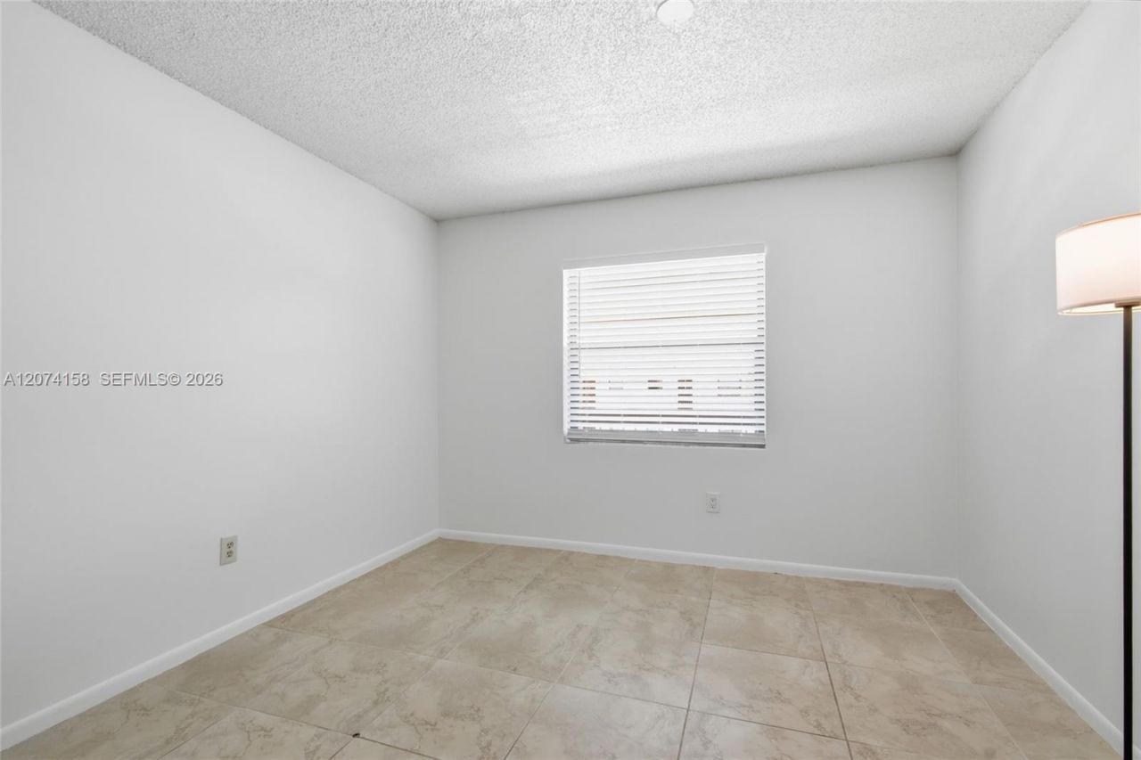 6040 Shakerwood Cir , Unit 201, Tamarac, FL 33319 Photo