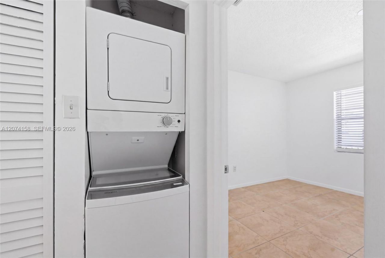 6040 Shakerwood Cir , Unit 201, Tamarac, FL 33319 Photo