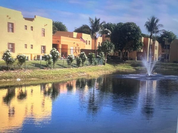 Unit 204, Sweetwater, FL 33172
