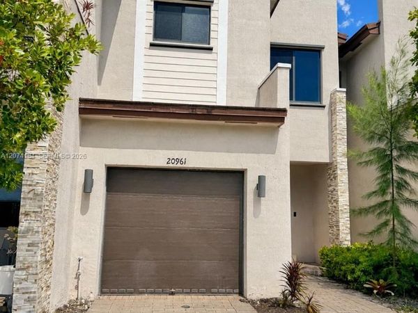 Unit 20961, Miami, FL 33179