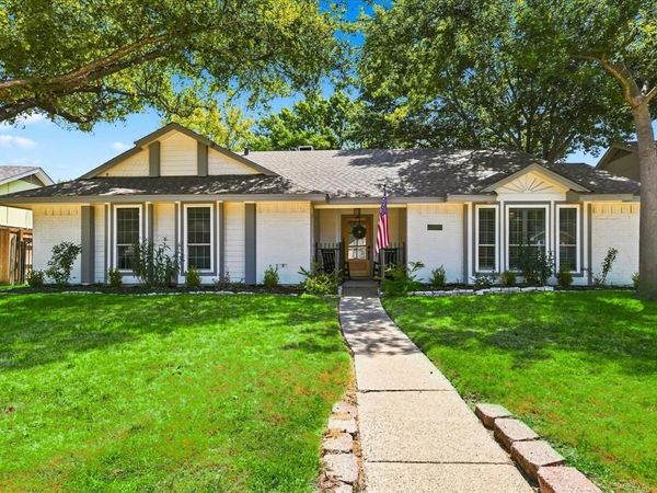 218 Creekside Lane, Coppell, TX 75019