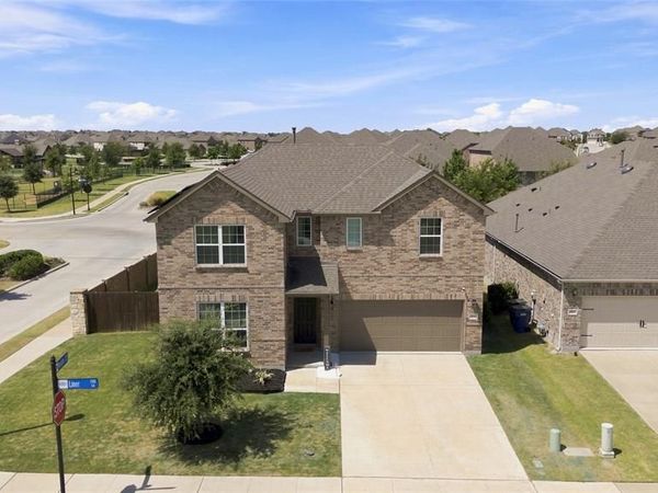 703 Liner Lane, Fate, TX 75087