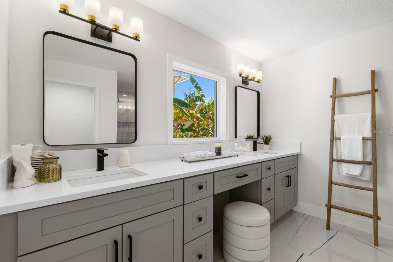 202 Driftwood Lane, Largo, FL 33770 Photo