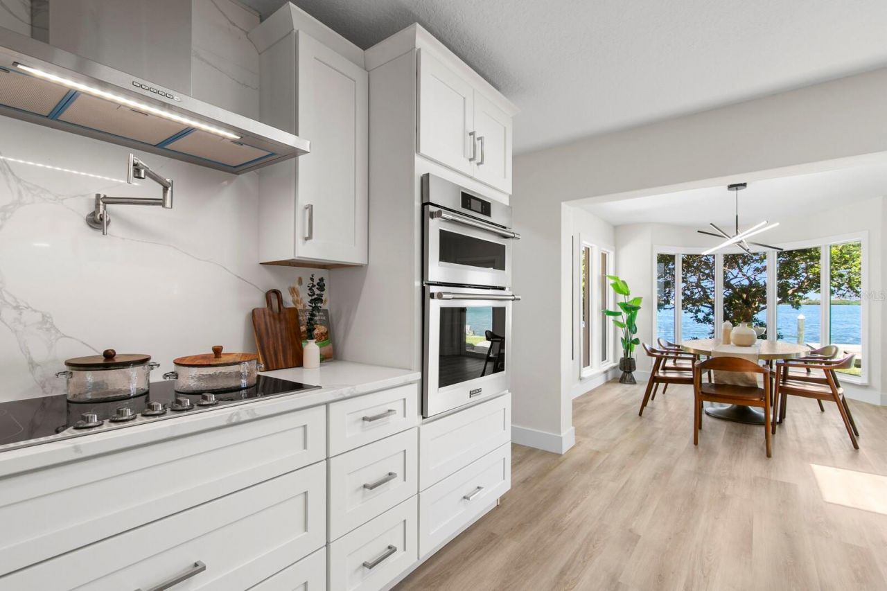 202 Driftwood Lane, Largo, FL 33770 Photo