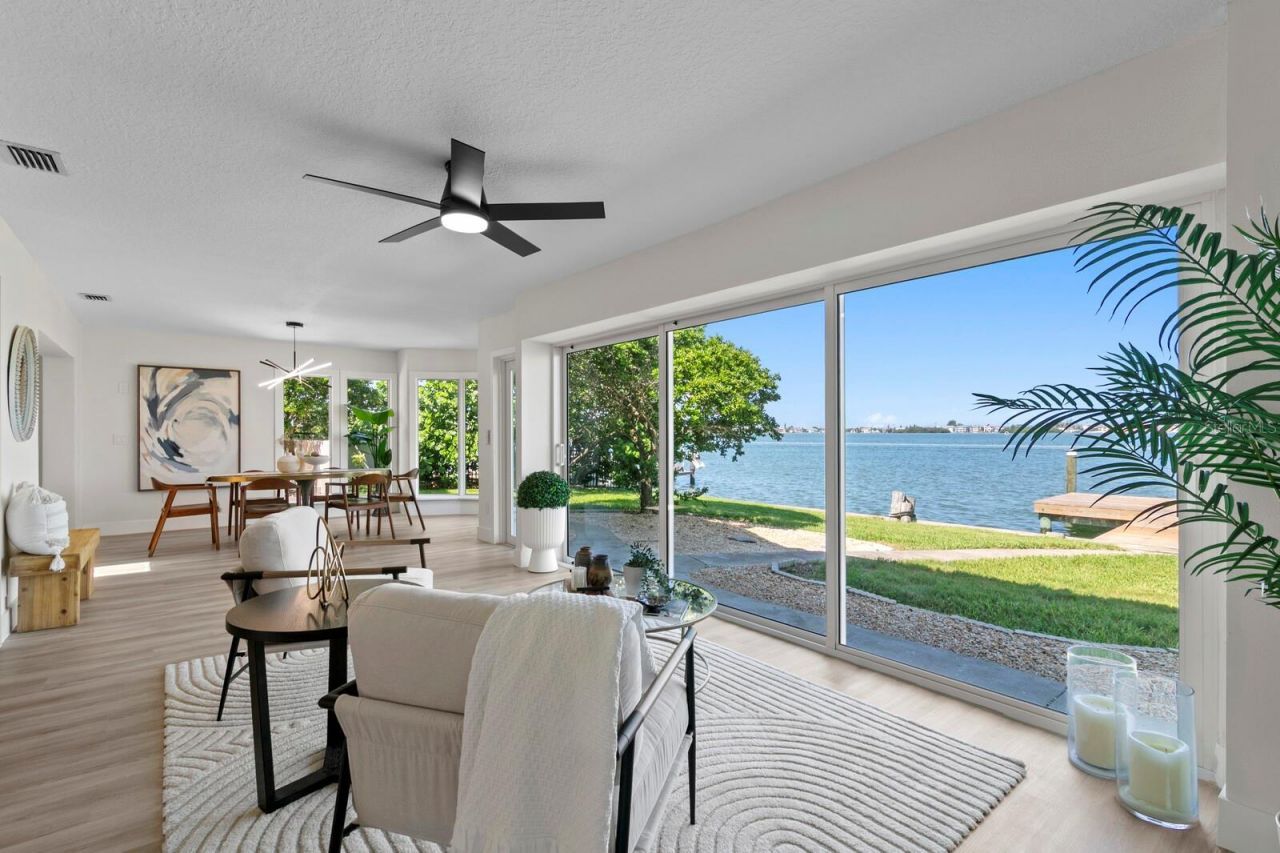 202 Driftwood Lane, Largo, FL 33770 Photo