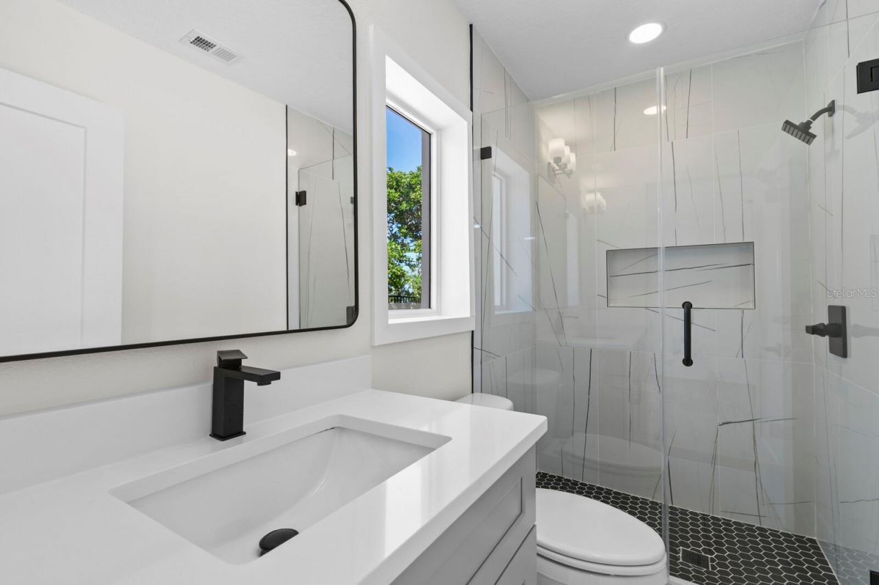 202 Driftwood Lane, Largo, FL 33770 Photo
