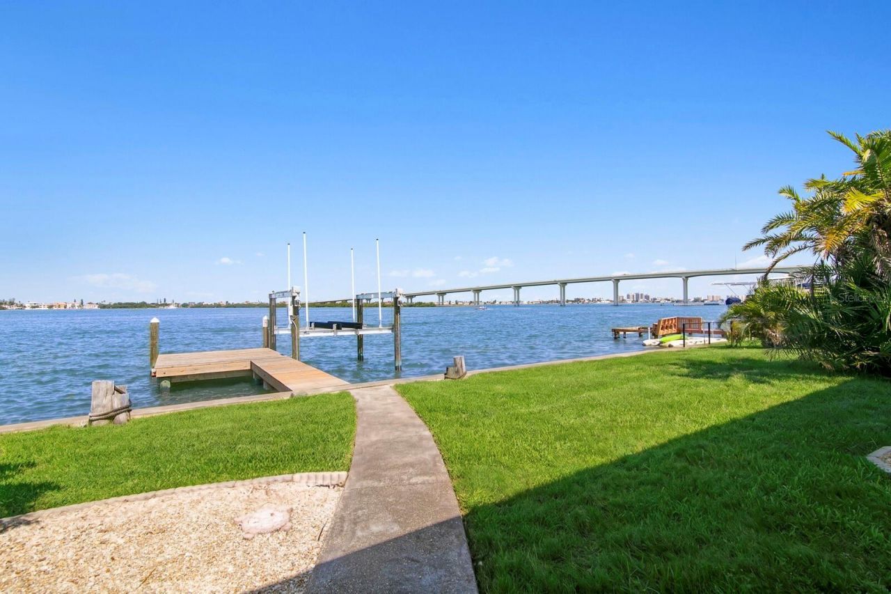 202 Driftwood Lane, Largo, FL 33770 Photo
