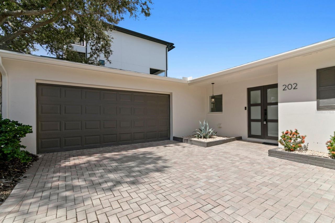 202 Driftwood Lane, Largo, FL 33770 Photo