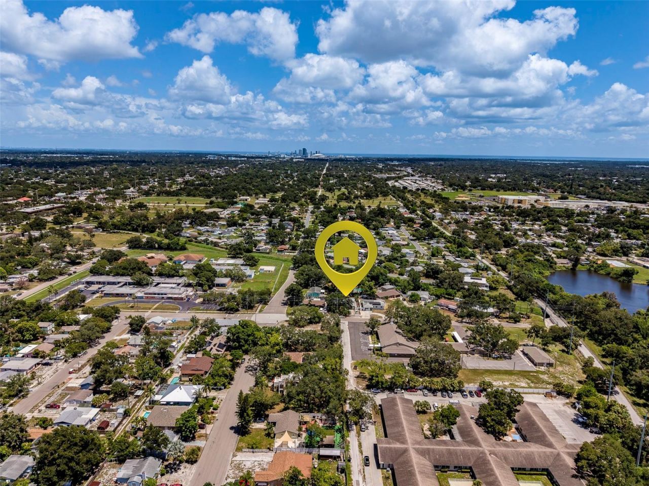 512 61st Street S, Saint Petersburg, FL 33707 Photo