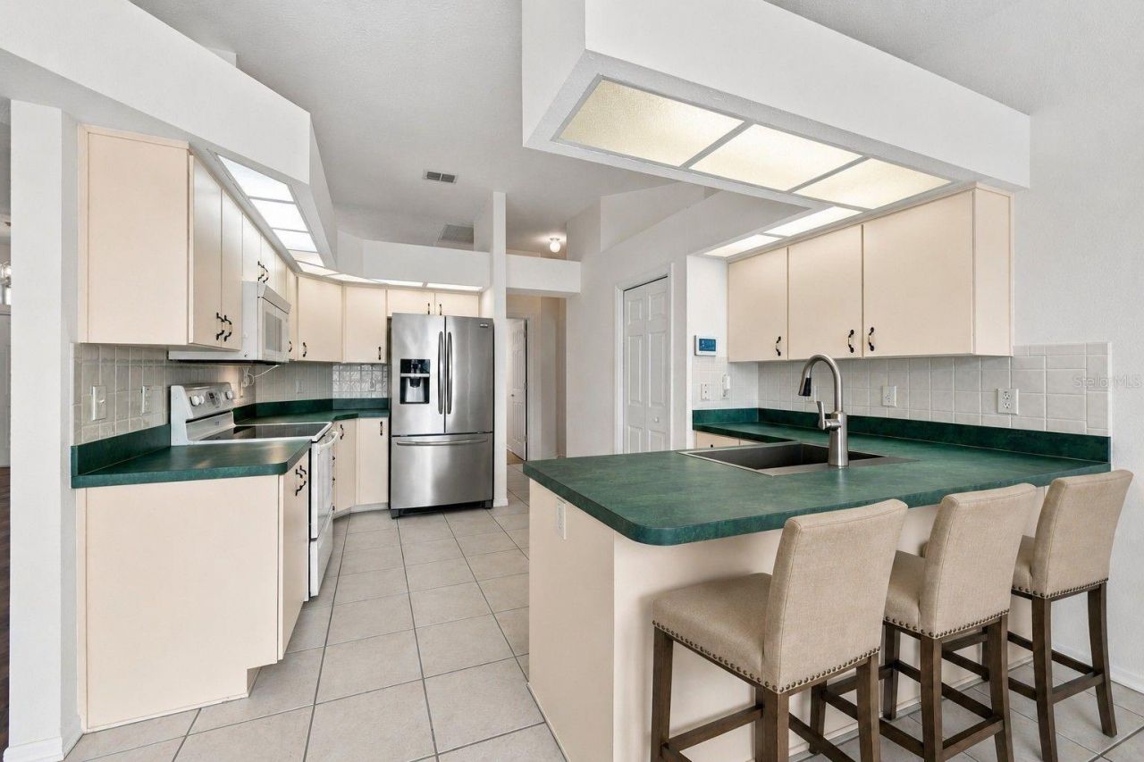 12452 Roseland Drive, New Port Richey, FL 34654 Photo