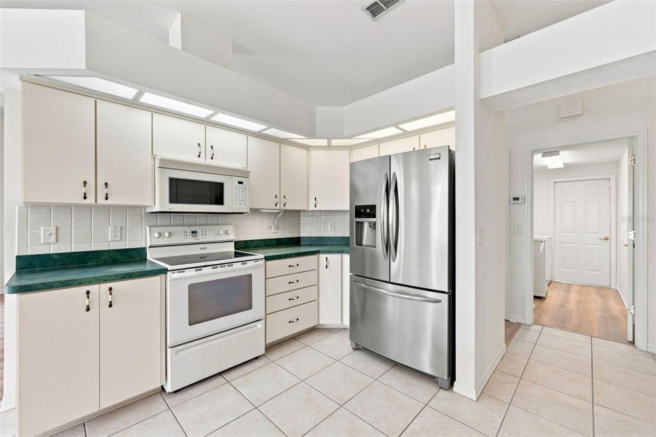 12452 Roseland Drive, New Port Richey, FL 34654 Photo
