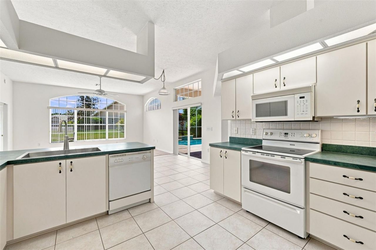 12452 Roseland Drive, New Port Richey, FL 34654 Photo