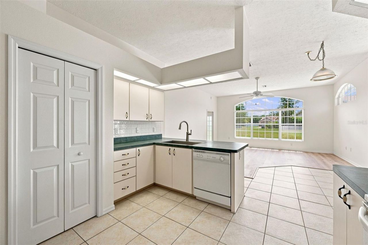 12452 Roseland Drive, New Port Richey, FL 34654 Photo