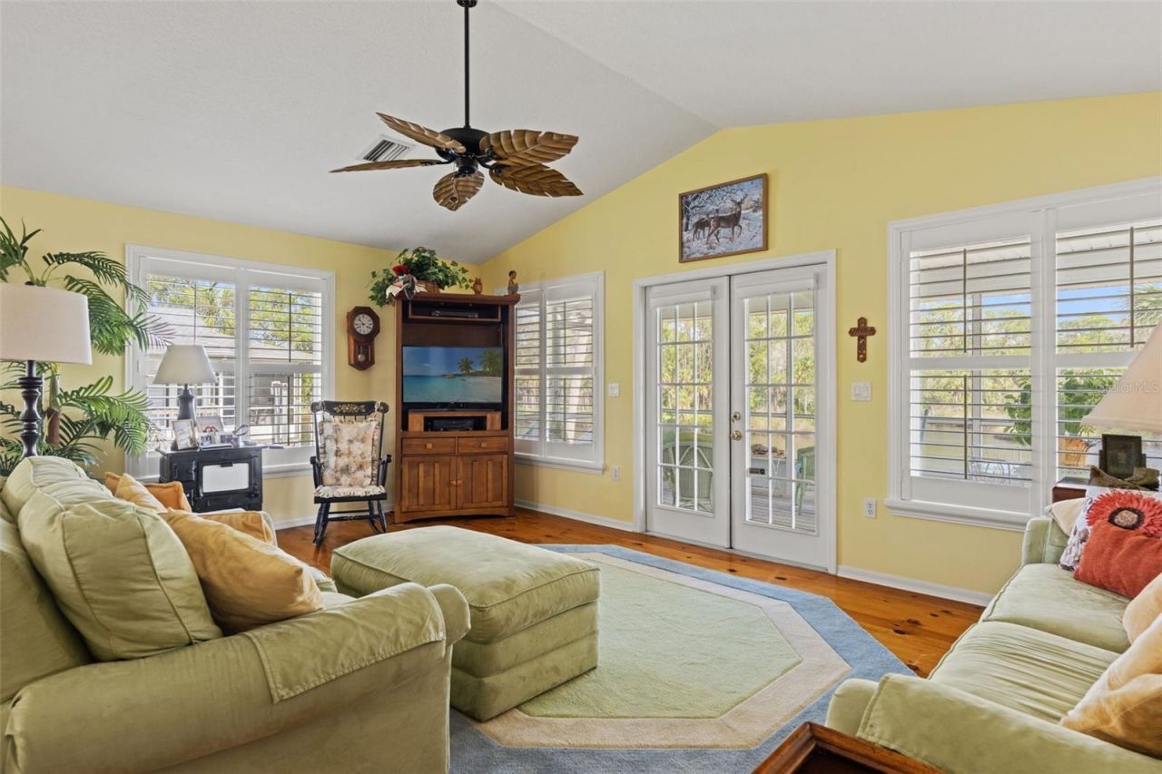 5350 Felker Drive, Weeki Wachee, FL 34607 Photo