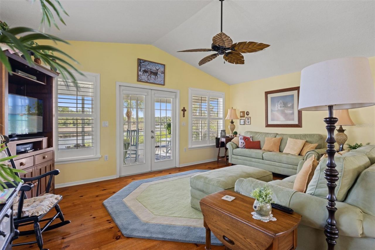 5350 Felker Drive, Weeki Wachee, FL 34607 Photo
