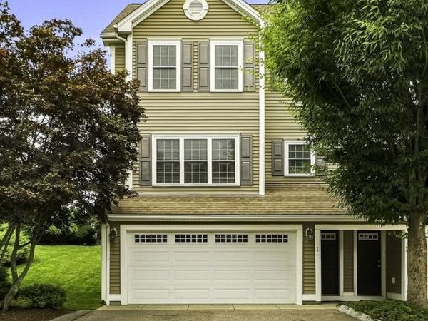 1284 County Street, Unit 1, Attleboro, MA 02703