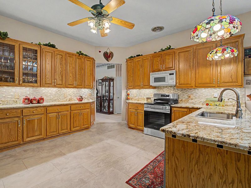 3845 W Eva Circle, Springfield, OH 45504 Photo 16