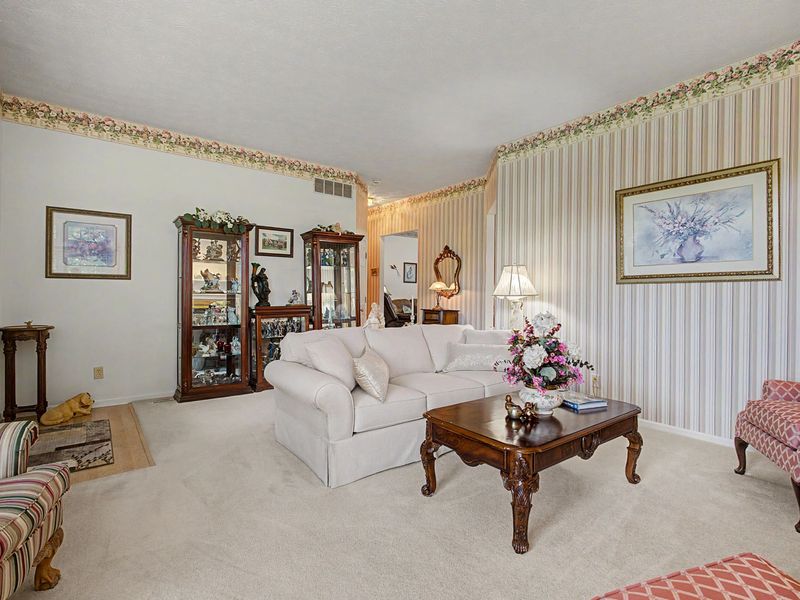 3845 W Eva Circle, Springfield, OH 45504 Photo 7