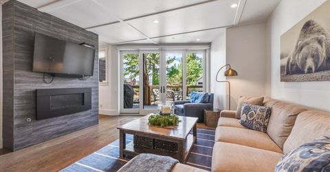 8308 North Lake Boulevard, Unit #6, Kings Beach, CA 96143 Photo