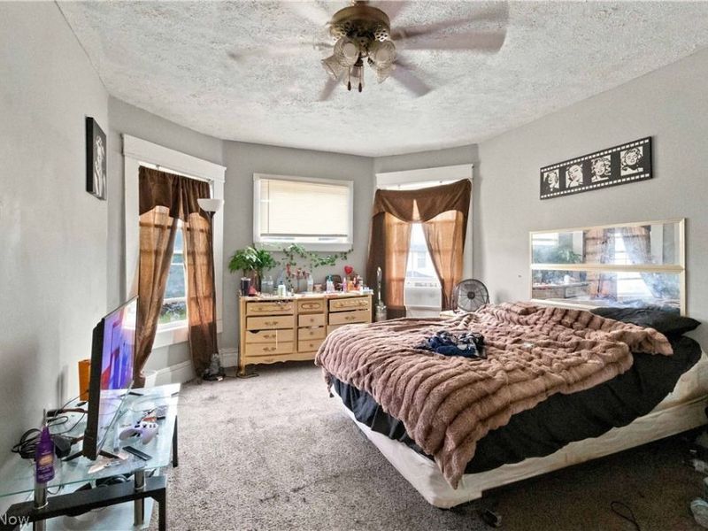 1897 E 69th Street, Cleveland, OH 44103 Photo 18