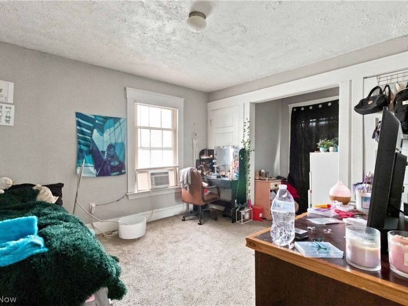 1897 E 69th Street, Cleveland, OH 44103 Photo 20