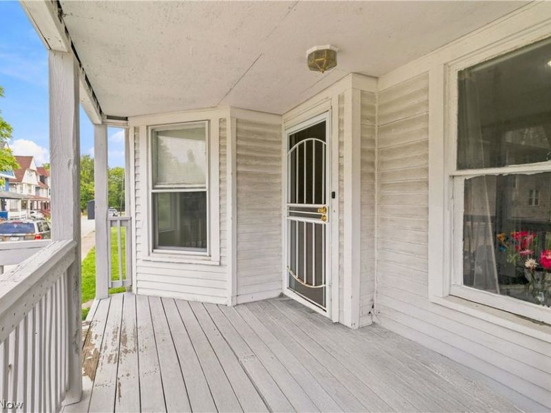 1897 E 69th Street, Cleveland, OH 44103 Photo 4