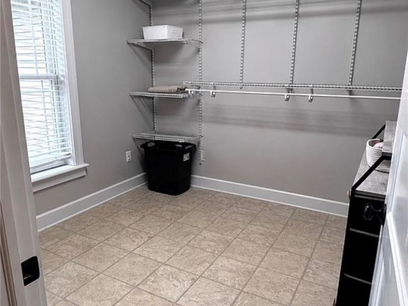 2976 Greenleaf Road , Akron, OH 44312 Photo 19
