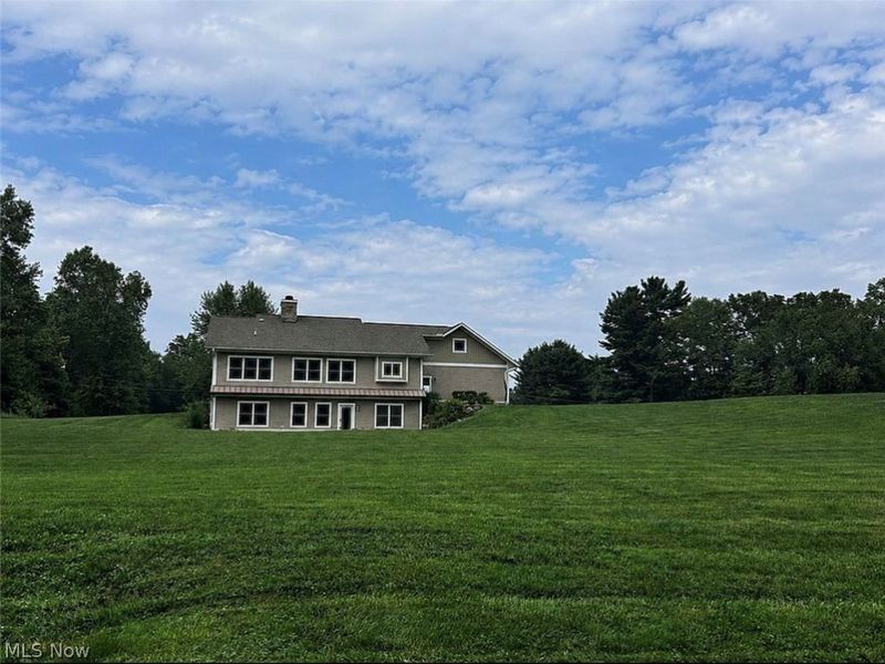 2976 Greenleaf Road , Akron, OH 44312 Photo 2