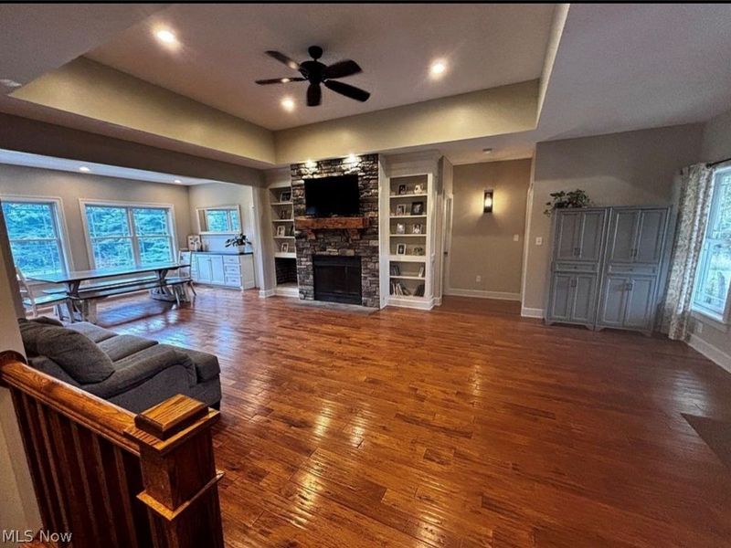 2976 Greenleaf Road , Akron, OH 44312 Photo 7