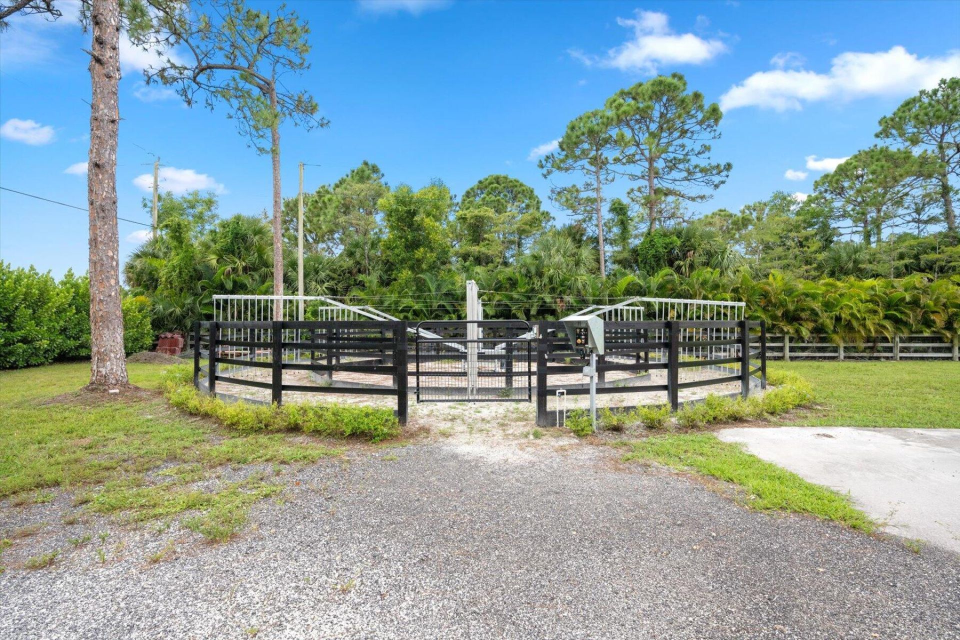2440 Buck Ridge Trail, Loxahatchee, FL 33470 Photo