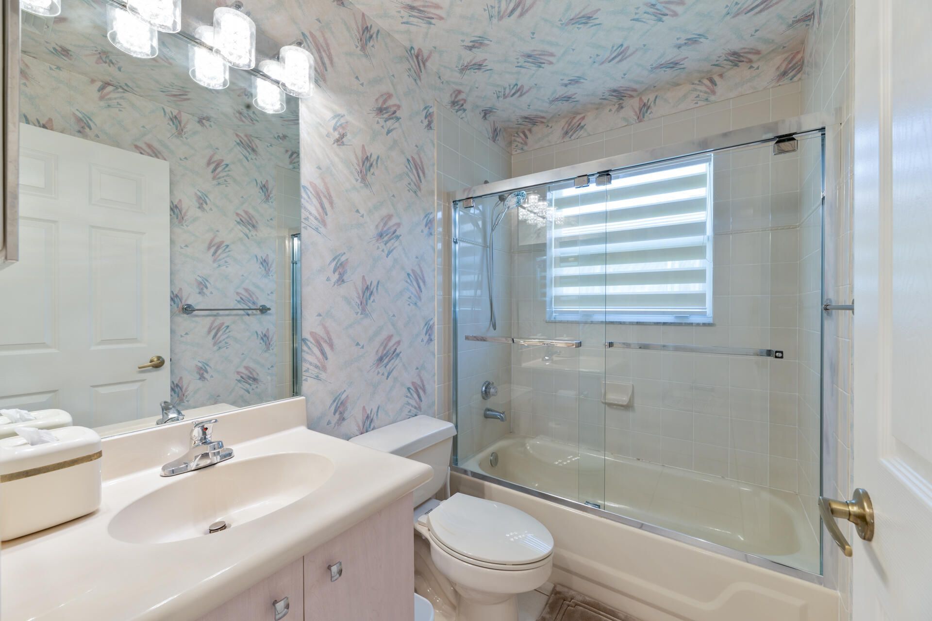 19200 NW 24th Court, Pembroke Pines, FL 33029 Photo
