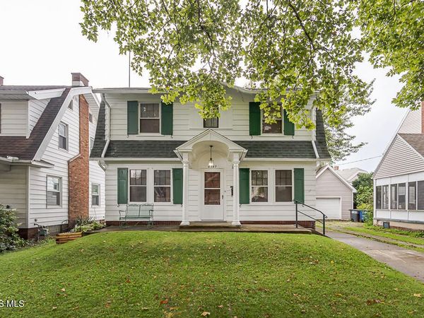 4349 Overland Parkway, Toledo, OH 43612