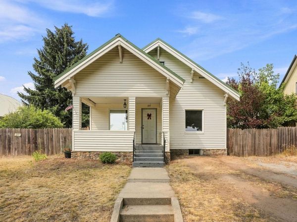 317 S Spokane Ave, Newport, WA 99156