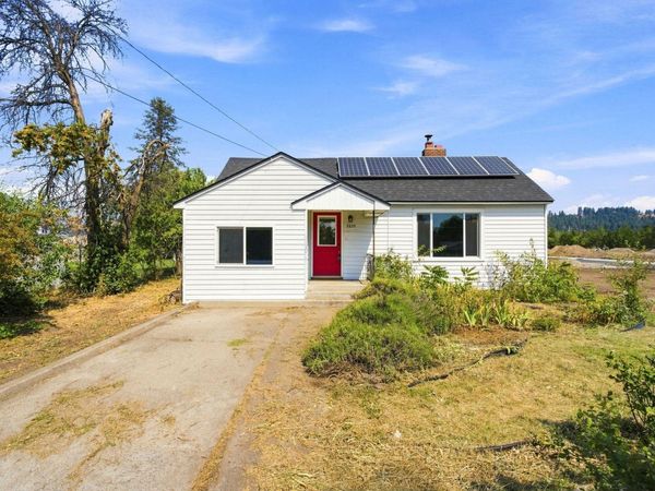 9809 E Upriver Dr, Spokane, WA 99206