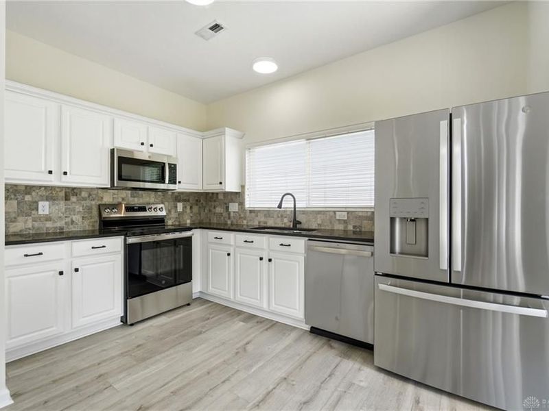10234 Feather Court, Miamisburg, OH 45342 Photo 7