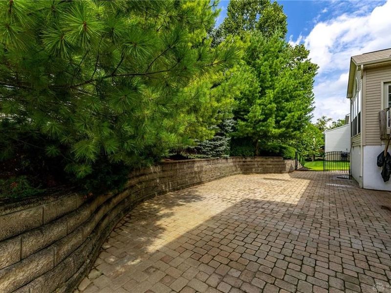5170 Poets Way, Liberty Township, OH 45011 Photo 7