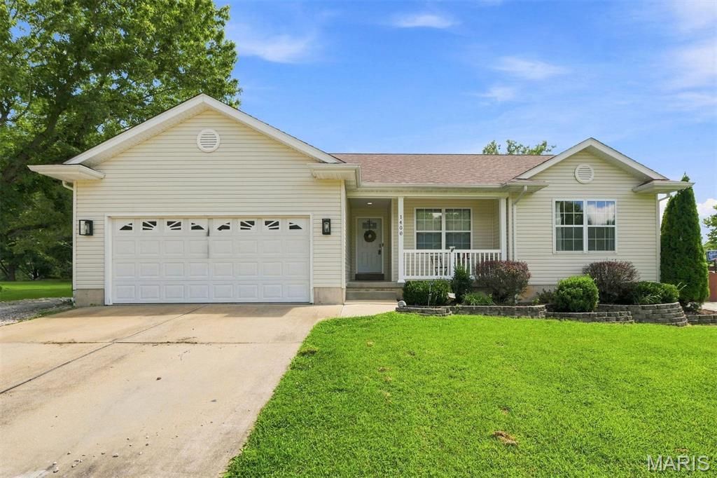 1408 Redwood Drive , Saint Clair, MO 63077 Main Photo