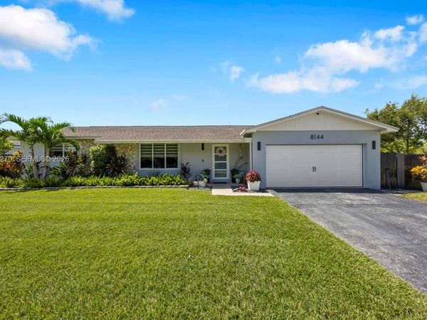 8144 SW 205th Ter , Cutler Bay, FL 33189