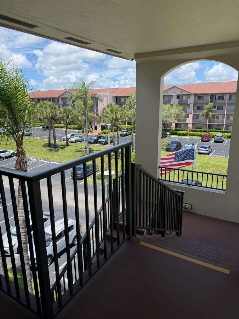 1600 SW 127th Way , Unit 401C, Pembroke Pines, FL 33027 Photo