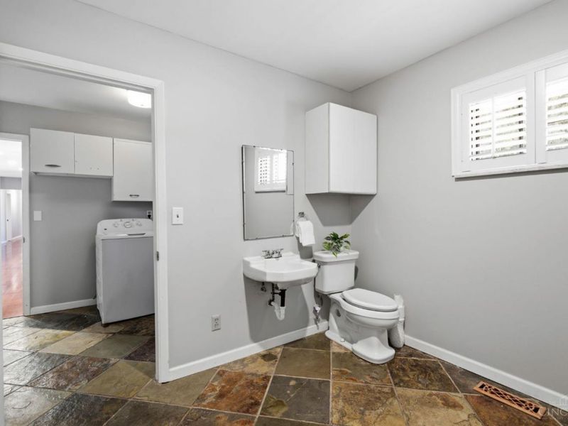3105 N Whitetree Circle, Amberley, OH 45236 Photo 20